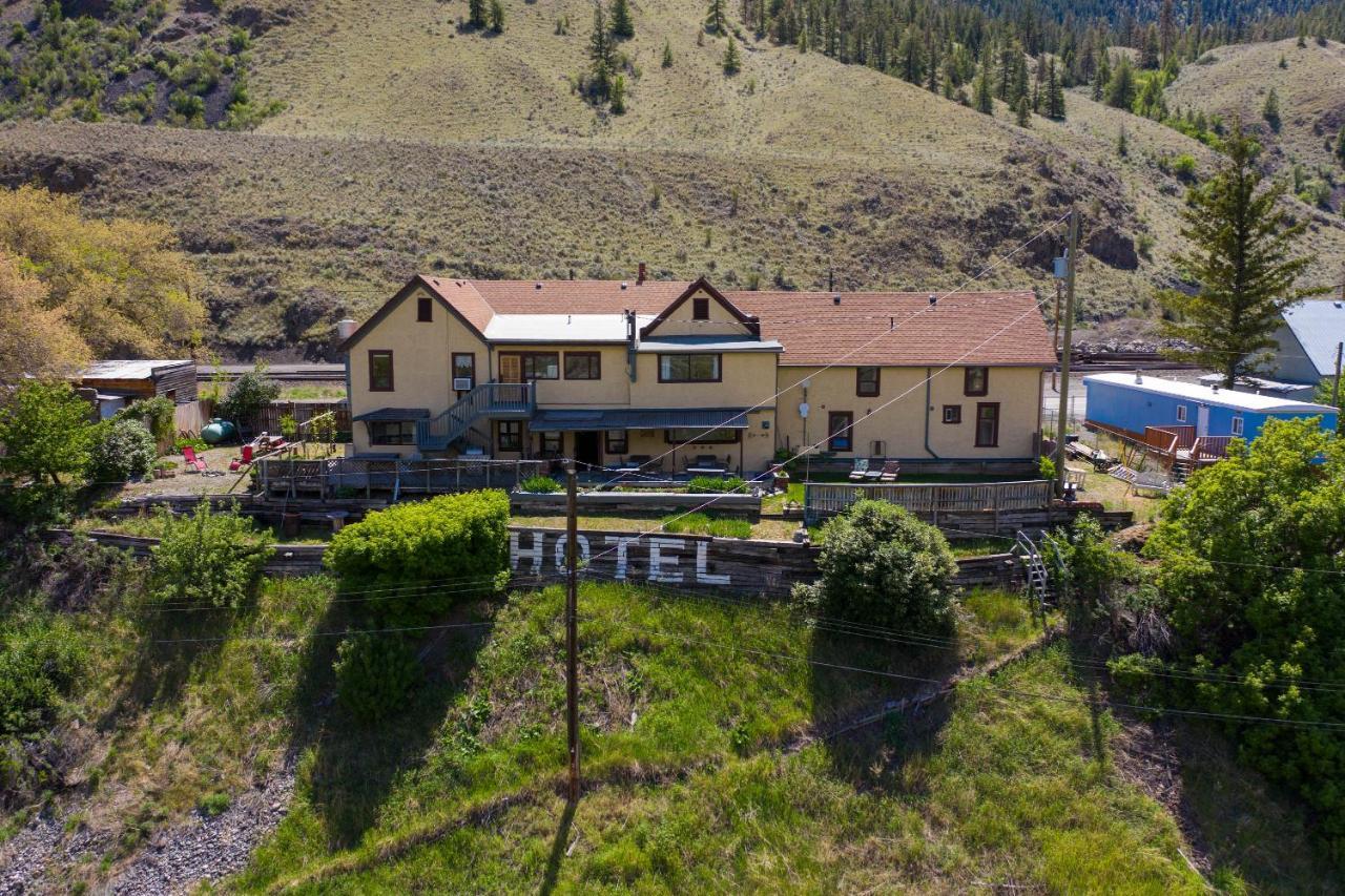 The Inn At Spences Bridge エクステリア 写真