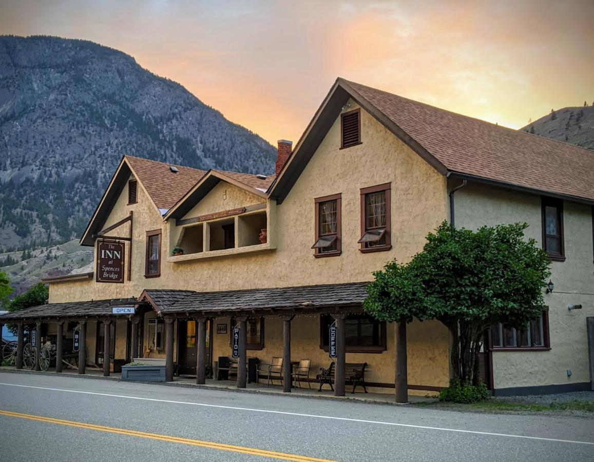 The Inn At Spences Bridge エクステリア 写真