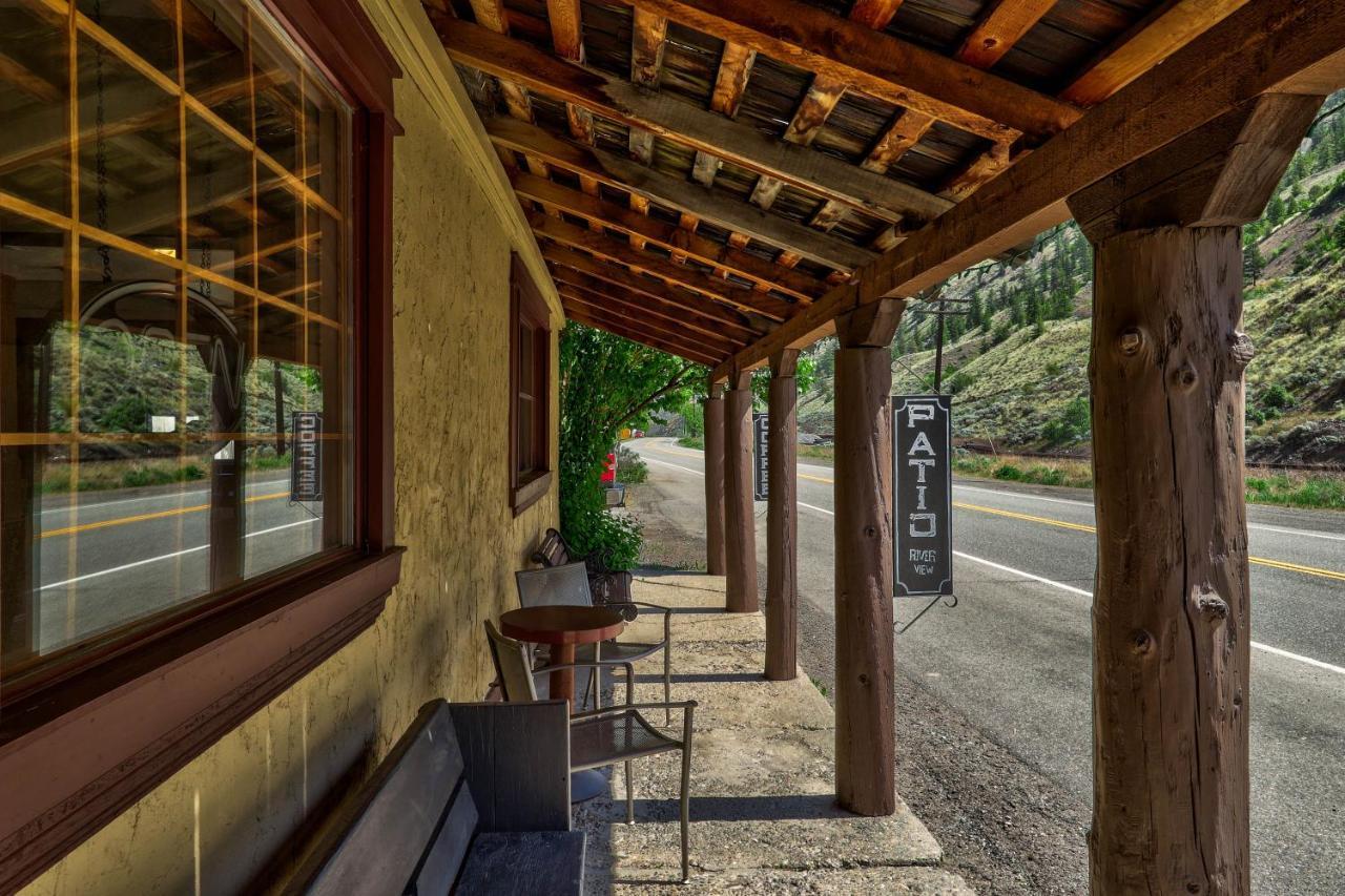 The Inn At Spences Bridge エクステリア 写真