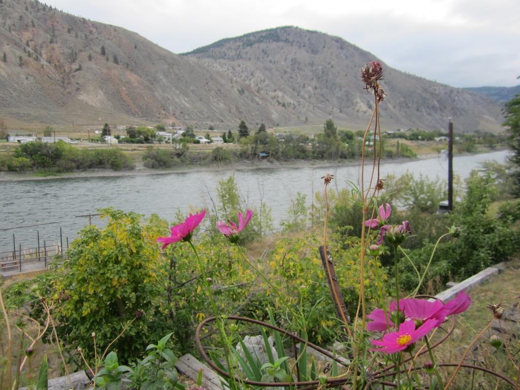 The Inn At Spences Bridge エクステリア 写真